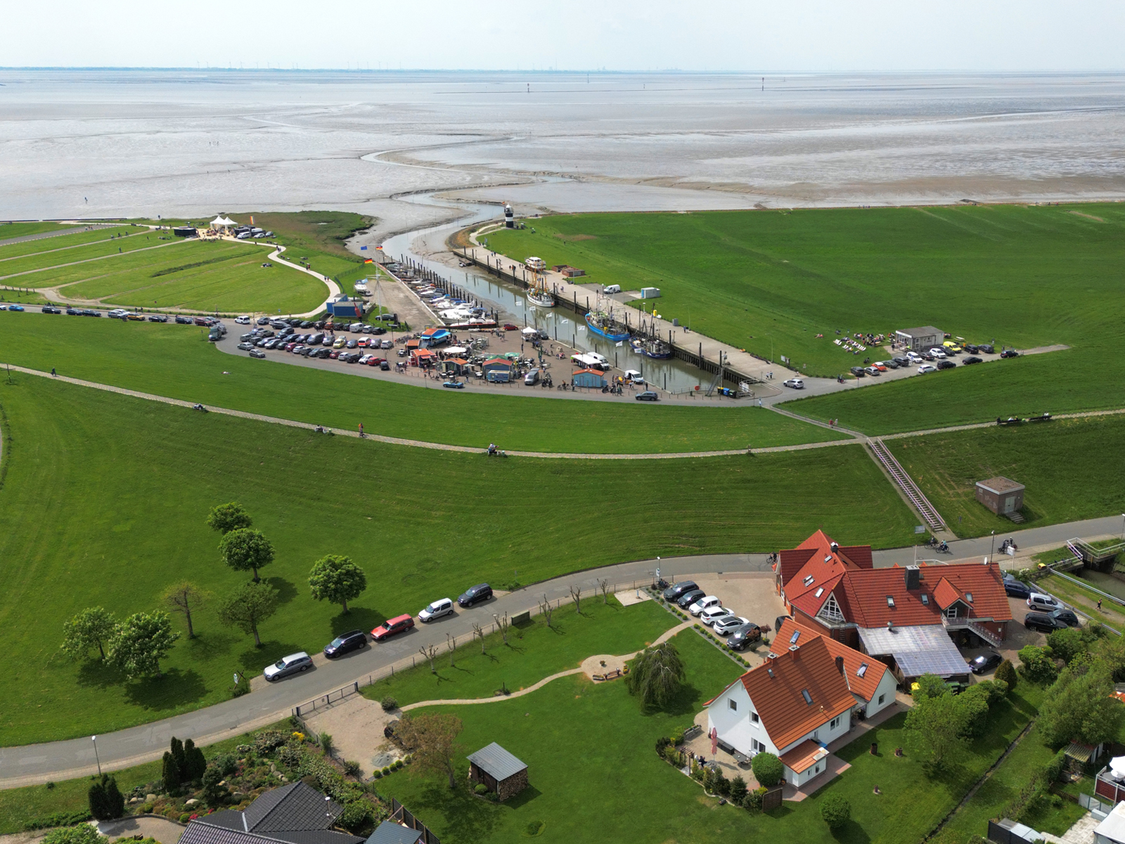 Ferienhaus mit Kutterhafen